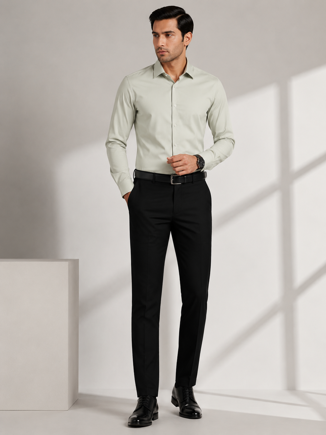Men Light Solid Formal Shirt