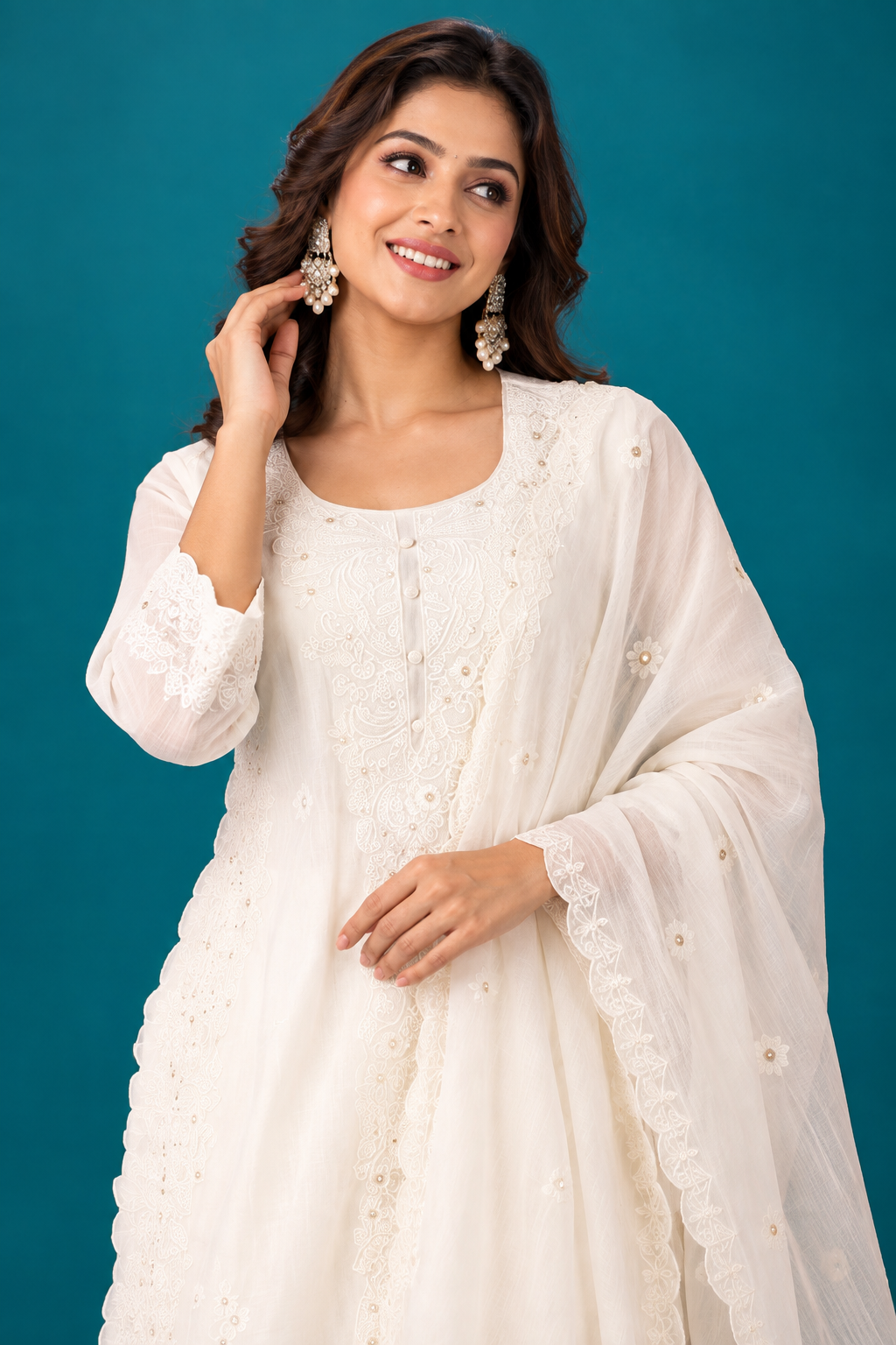 Elegant Ivory Embroidered Kurta Set