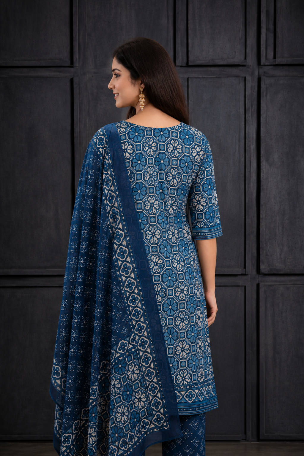 Women’s Indigo Blue Printed Kurta Pant Dupatta Set