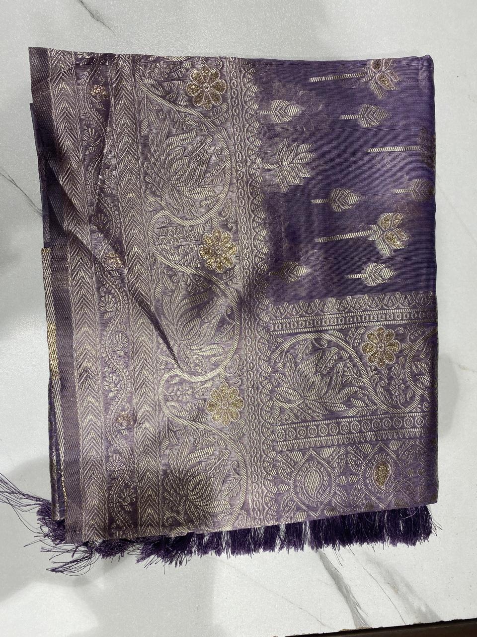 Elegant Lavender Woven Saree with Intricate Silver Zari Border