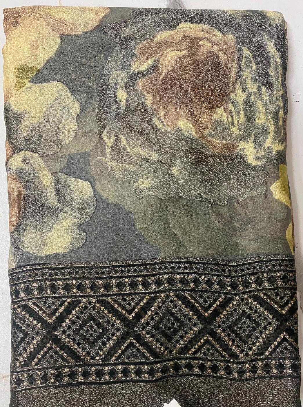 Women's  Floral Printed Saree with Designer Border